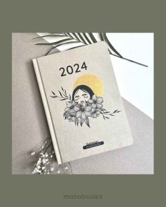 1009_S1_drawtober_lestrange.illustrations_Marlene_Fuhr_matabooks_9_11zon Nachhaltig und vegan produzierter Kalender/Jahresplaner/Terminplaner handbemalt, A5 aus Graspapier und Süßgraspapier von matabooks mit Froschtasche, Lesezeichen, Gummiband und Jahresübersicht.