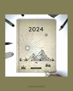 1014_S1_drawtober_finelinemountains_Flo_Florian_Heß_matabooks_14 Nachhaltig und vegan produzierter Kalender/Jahresplaner/Terminplaner handbemalt, A5 aus Graspapier und Süßgraspapier von matabooks mit Froschtasche, Lesezeichen, Gummiband und Jahresübersicht.